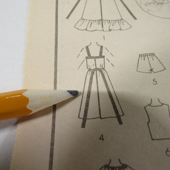 Simplicity 8333 Sewing Pattern 11.5 & 12.5" tall Doll Clothes INCOMPLETE see all - Picture 7 of 16